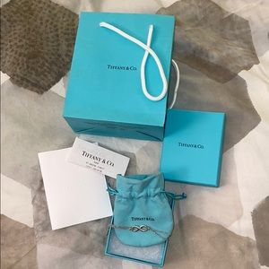 AUTHENTIC Tiffany & Co infinity bracelet - Medium